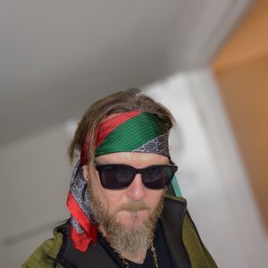 Meet your Posher, James